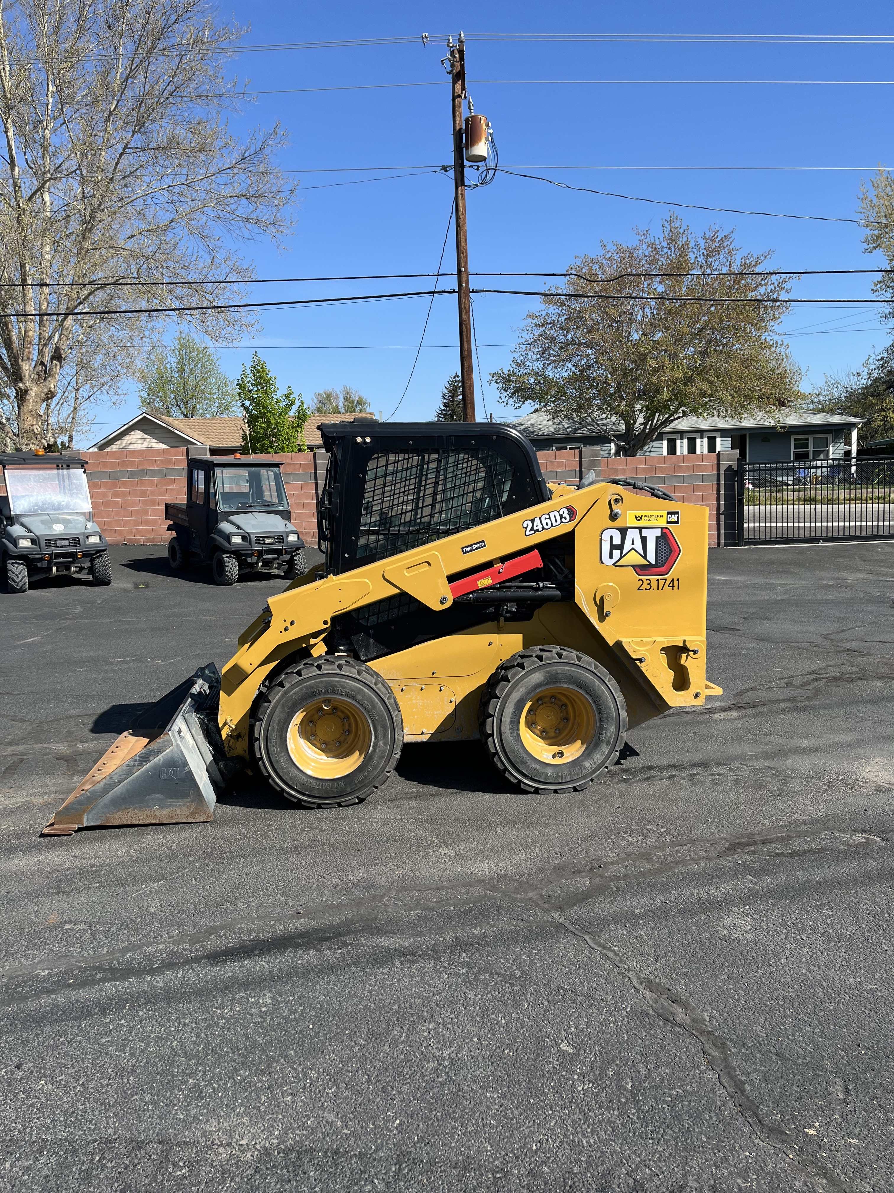 2023 CATERPILLAR 246D3 in West Richland, WA