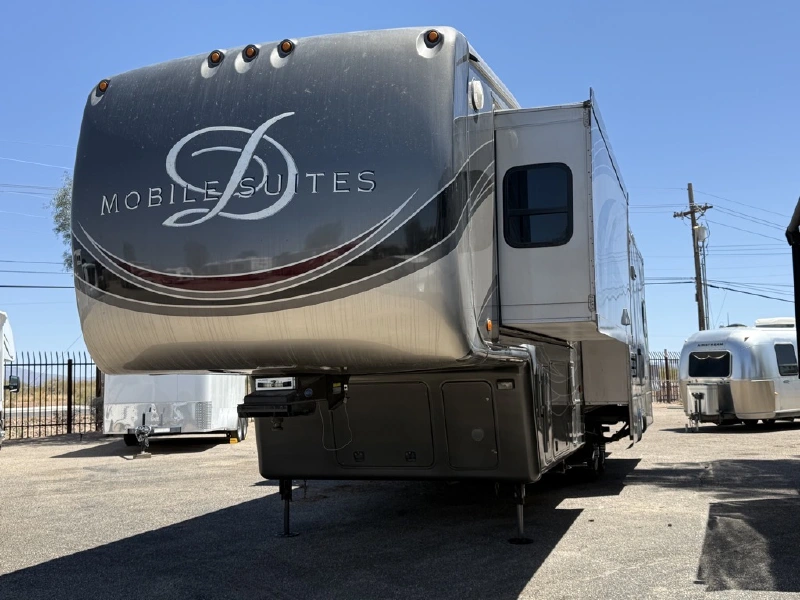 2015 DRV ELITE SUITES 38RESB3