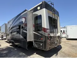 2015 DRV ELITE SUITES 38RESB3
