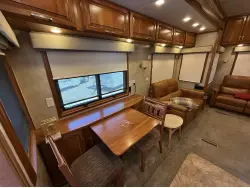 2015 DRV ELITE SUITES 38RESB3