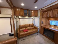 2015 DRV ELITE SUITES 38RESB3