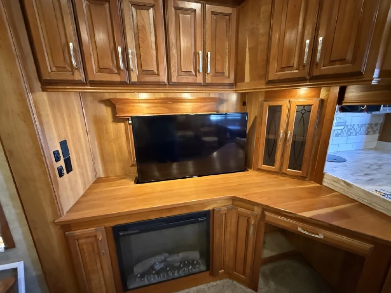 2015 DRV ELITE SUITES 38RESB3