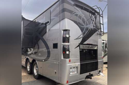 2016 Thor Motor Coach TUSCANY 45AT in montross VA