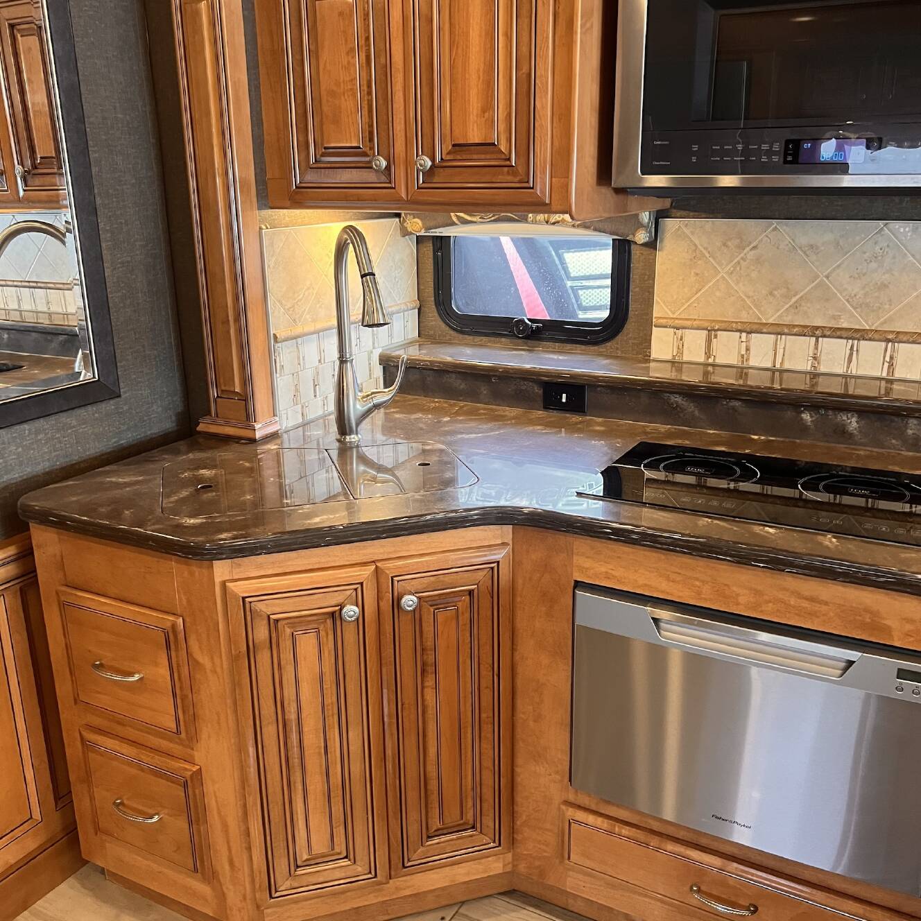 A photo of this 2016 Thor Motor Coach TUSCANY 45AT