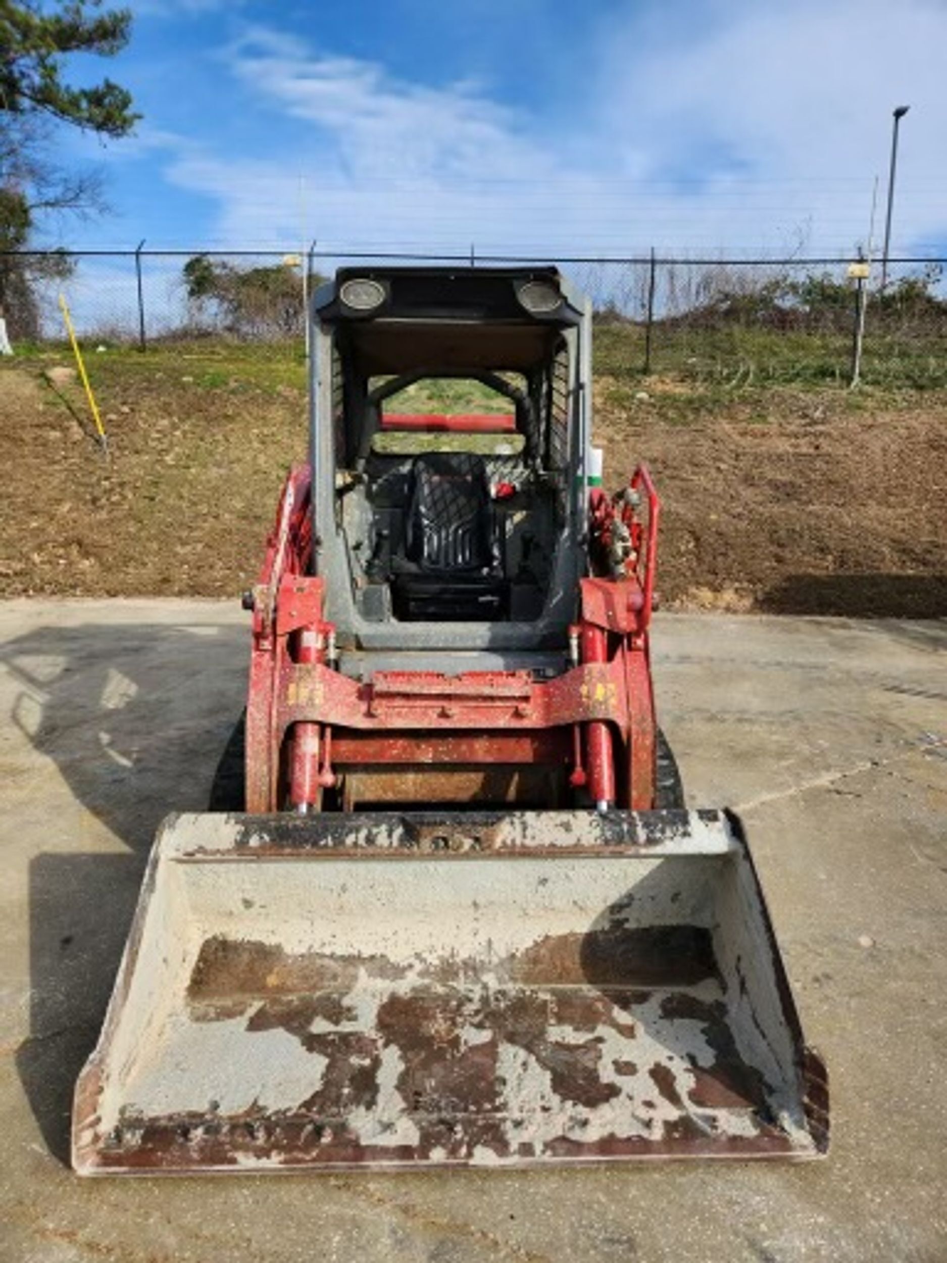 2018 TAKEUCHI TL10V2-R in Stapleton, AL