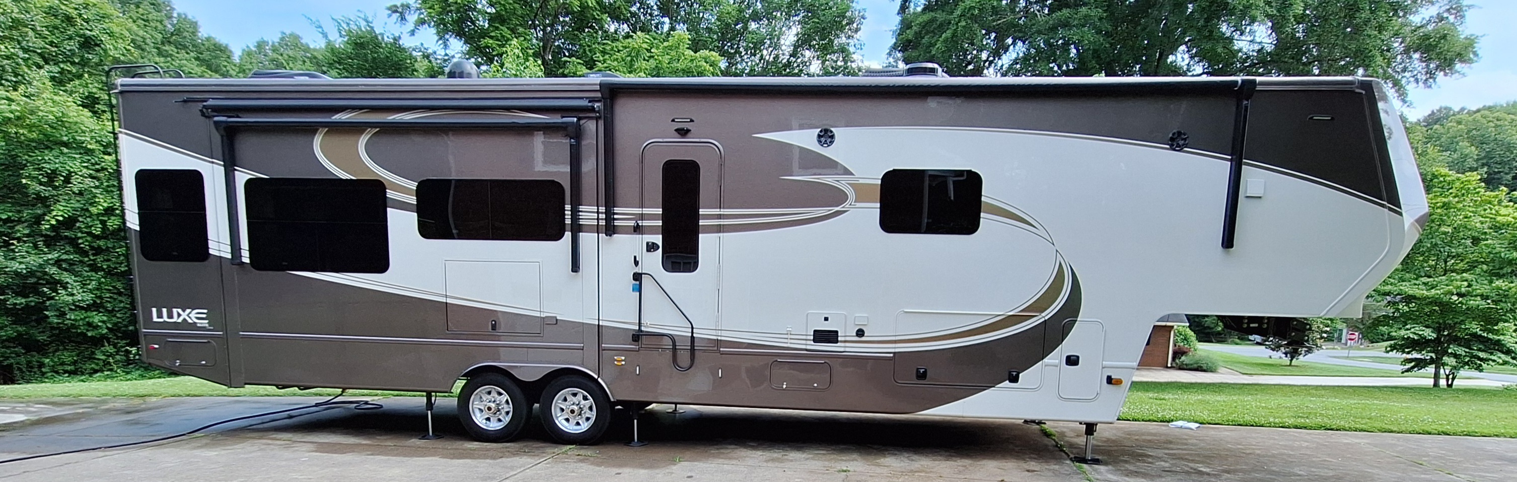 2021 Luxe ELITE 39FB RV