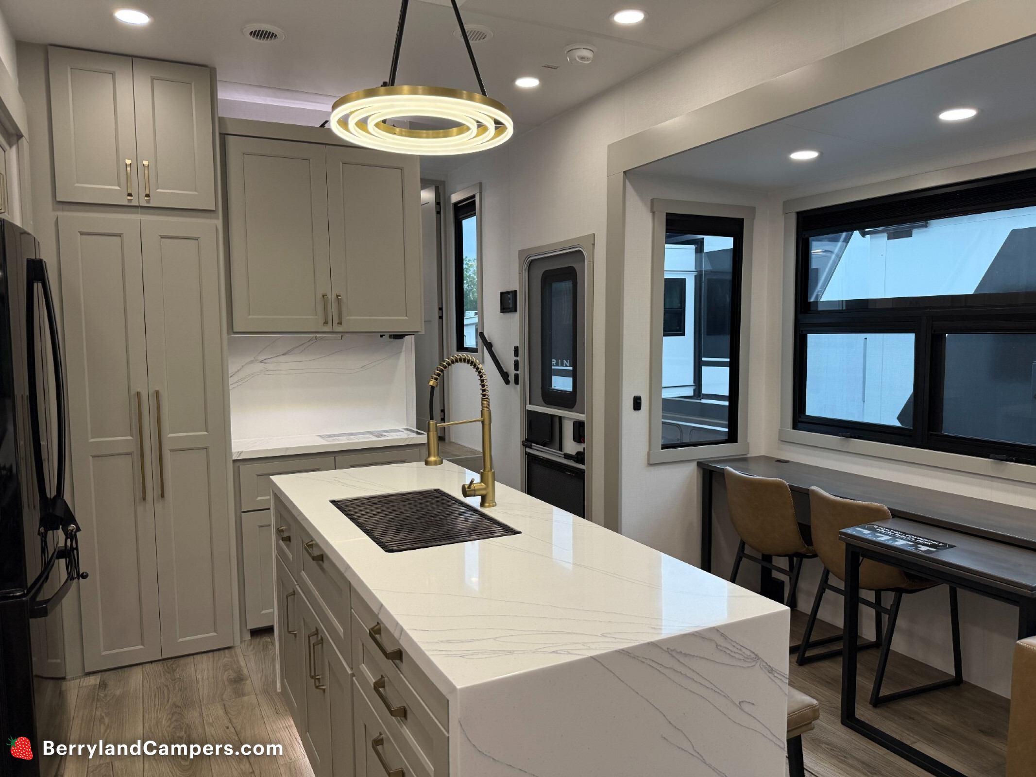 2025 Brinkley RV