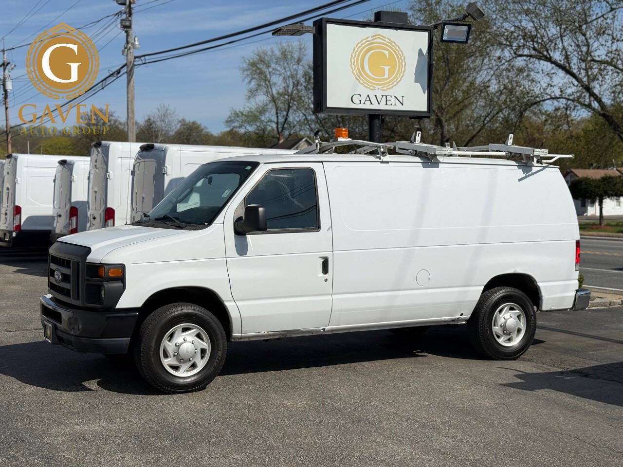 2013 FORD E-Series in Kenvil, NJ