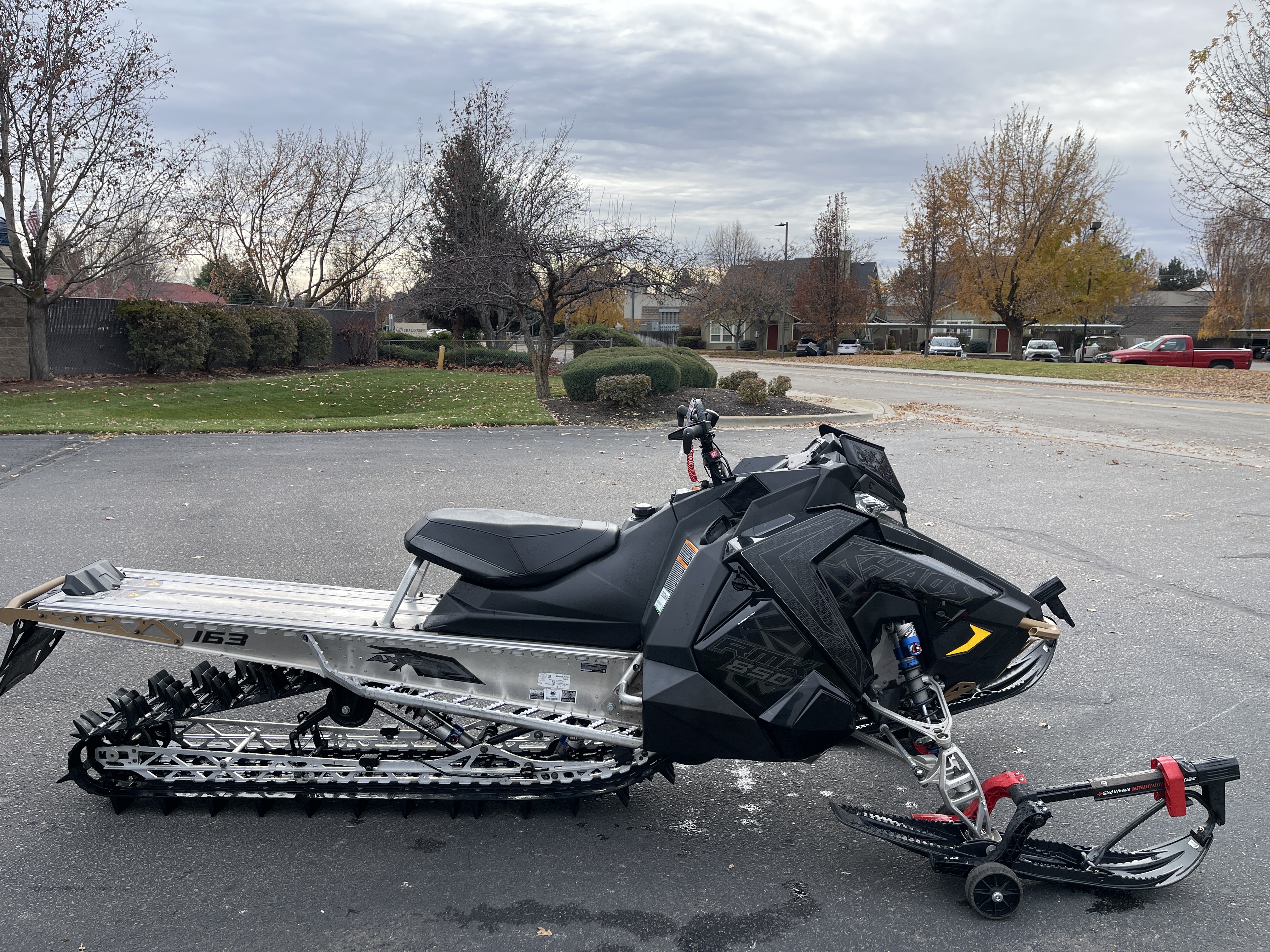 ポラリス 13 PRO RMK800 163 新車外し　フロントバンパー　11年～15年に　　POLARIS プロ　155 Yahoo!オークション -「ポラリス バンパー」の落札相場・落札価格