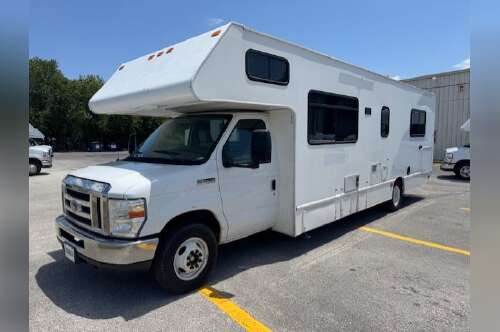 2020 Winnebago MINNIE WINNIE 328QR in kissimmee FL