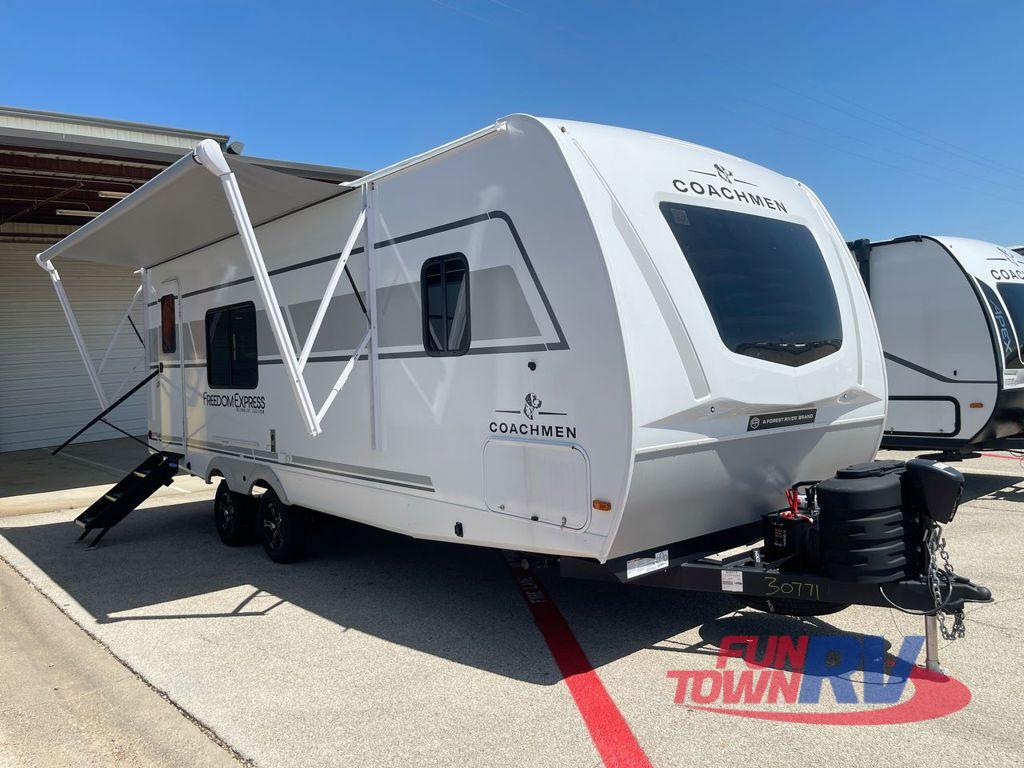 2025 Coachmen Freedom Express Ultra Lite RVs For Sale - RV