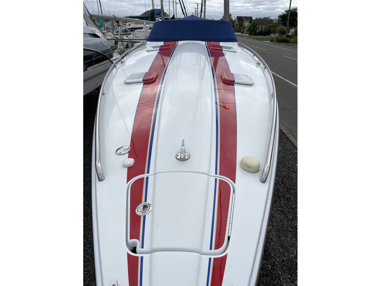 A photo of this 2009 Formula 353 FASTECH