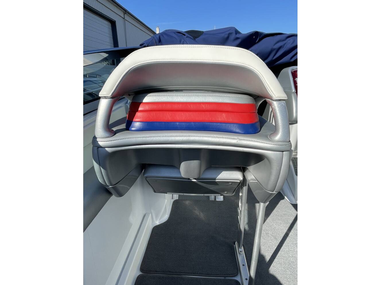 A photo of this 2009 Formula 353 FASTECH