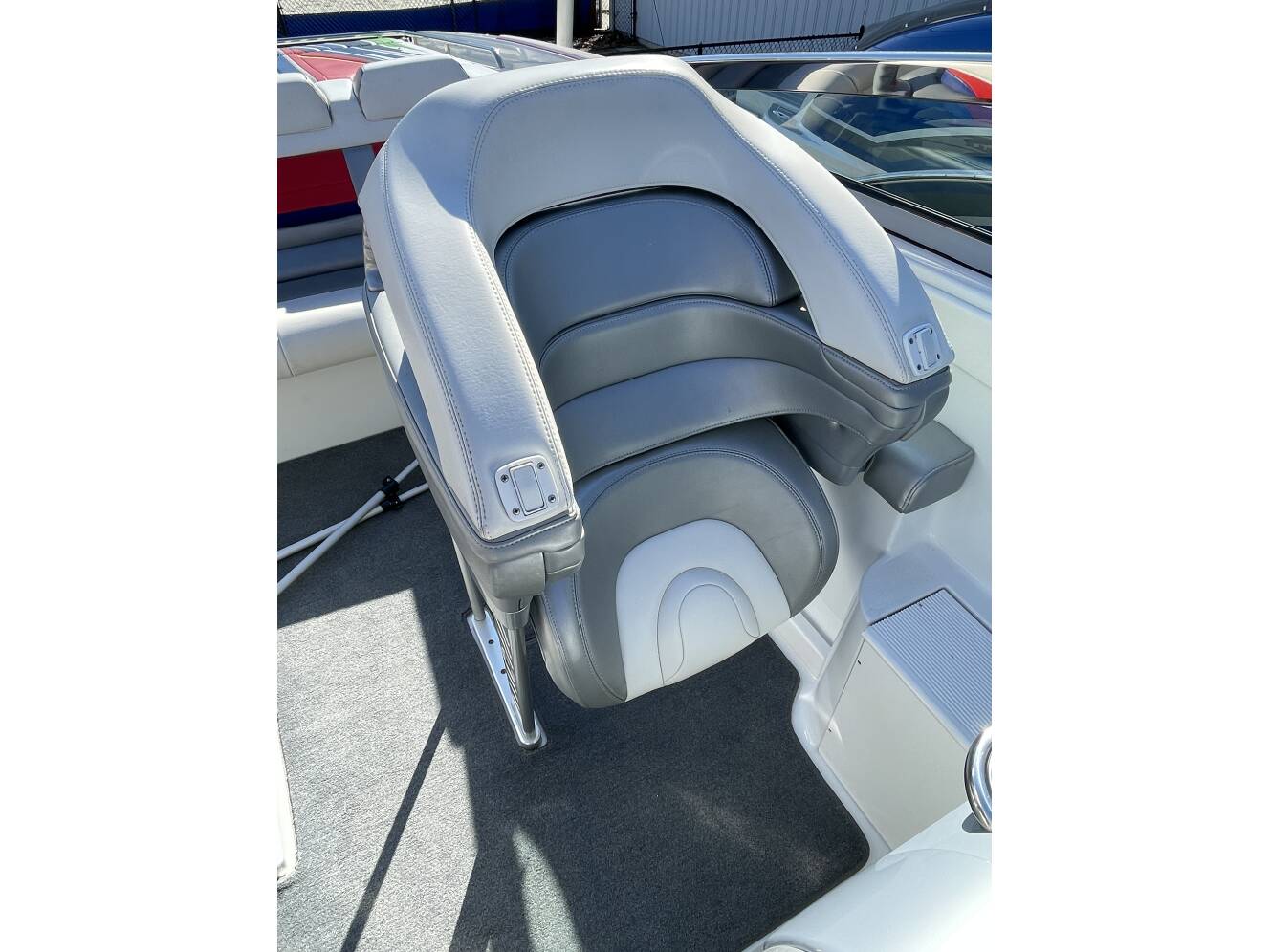 A photo of this 2009 Formula 353 FASTECH