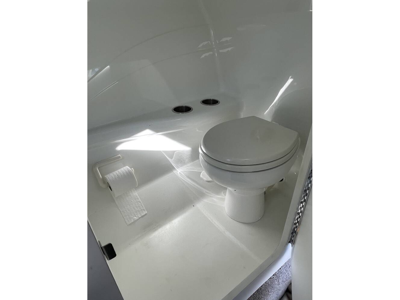 A photo of this 2009 Formula 353 FASTECH