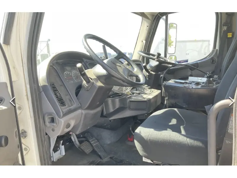 2014 ELGIN BROOM BEAR CNG