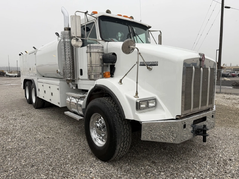 2004 KENWORTH CONSTRUCTION