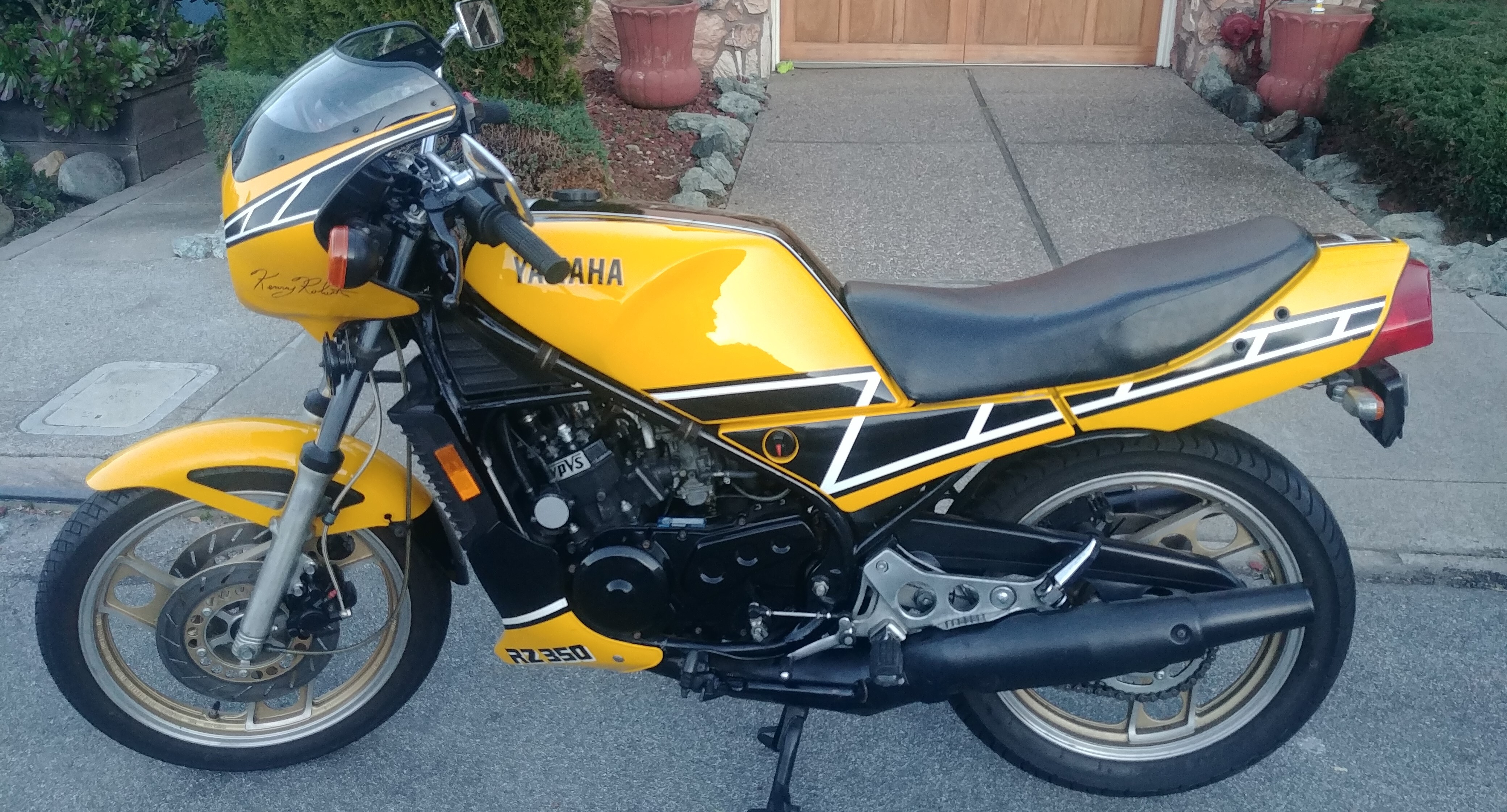 MZ-YAMAHA VANTAGGIOイエロー MZ-YAMAHA VANTAGGIOイエロー Iconic Motorbikes | Tyler is out