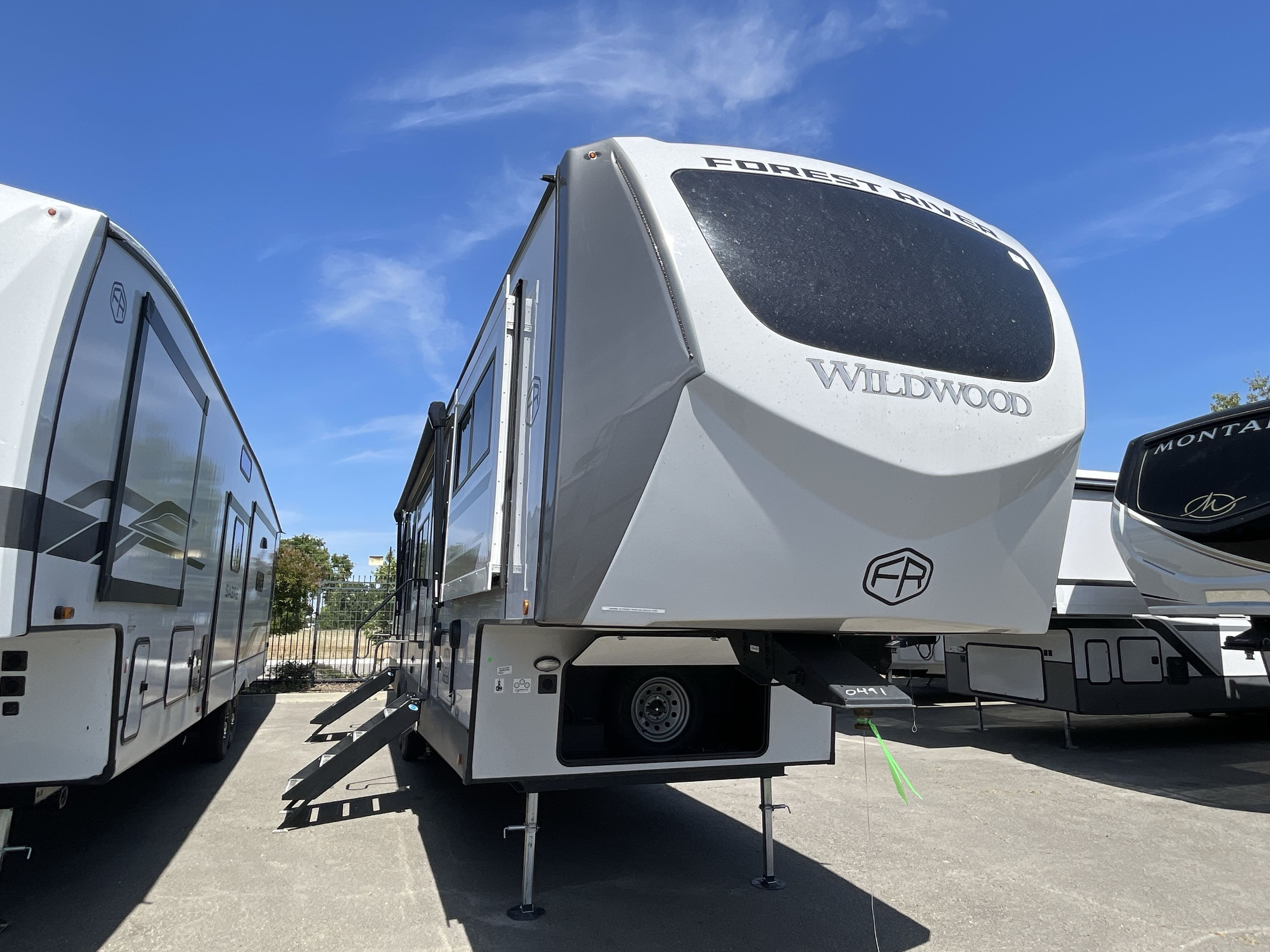 Forest River Wildwood Heritage Glen 378FL RVs For Sale - RV Trader