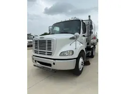 2014 ELGIN BROOM BEAR CNG