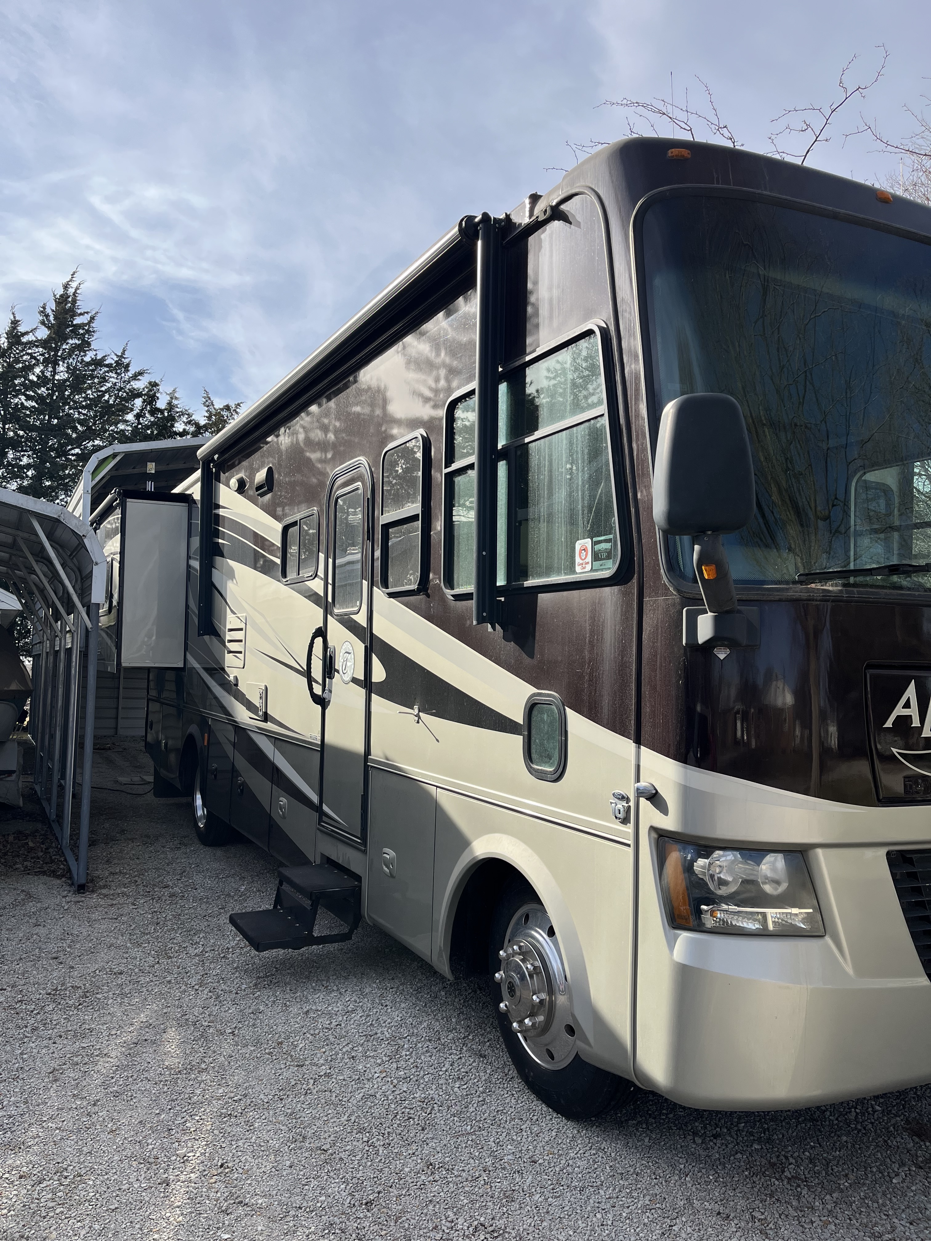 2011 Tiffin Motorhomes ALLEGRO OPEN ROAD 32BA RV