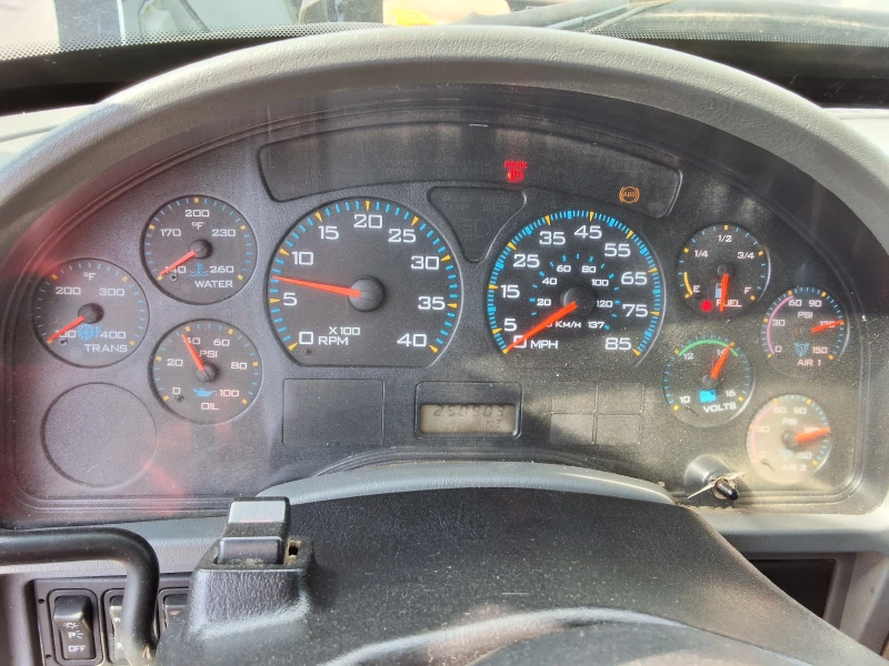 2007 INTERNATIONAL 7600