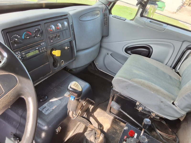 2007 INTERNATIONAL 7600