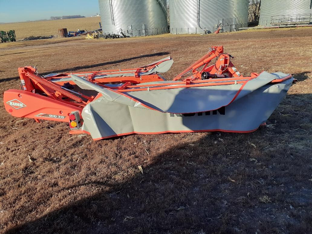 2025 Kuhn GMD 310 in Hills, MN