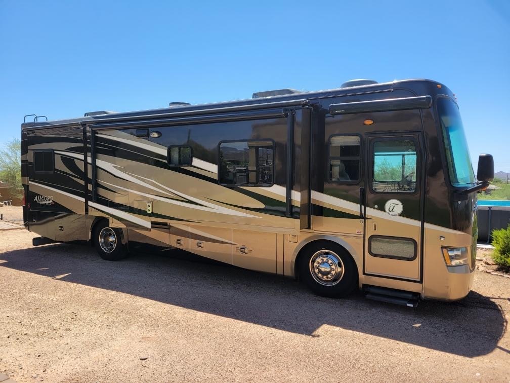 2011 Tiffin Motorhomes ALLEGRO RED 34 QFA RV