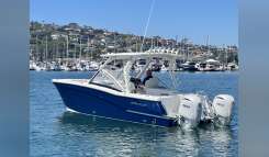 2024 World Cat 280DC-X Catamaran boat