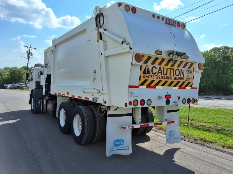 2012 MACK 600