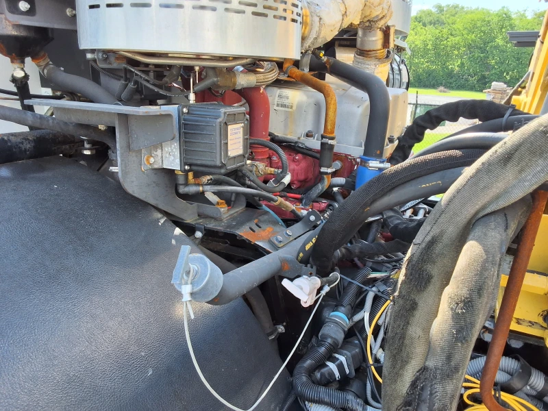 2012 MACK 600