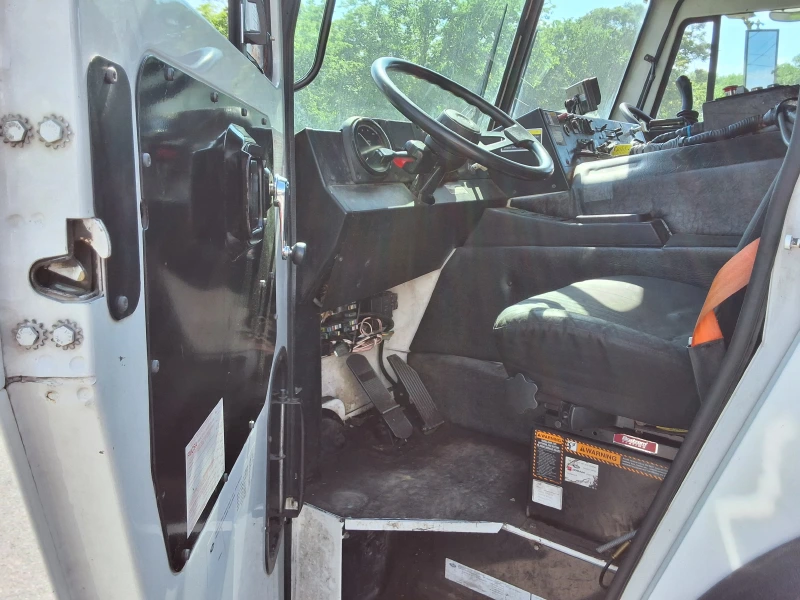 2012 MACK 600