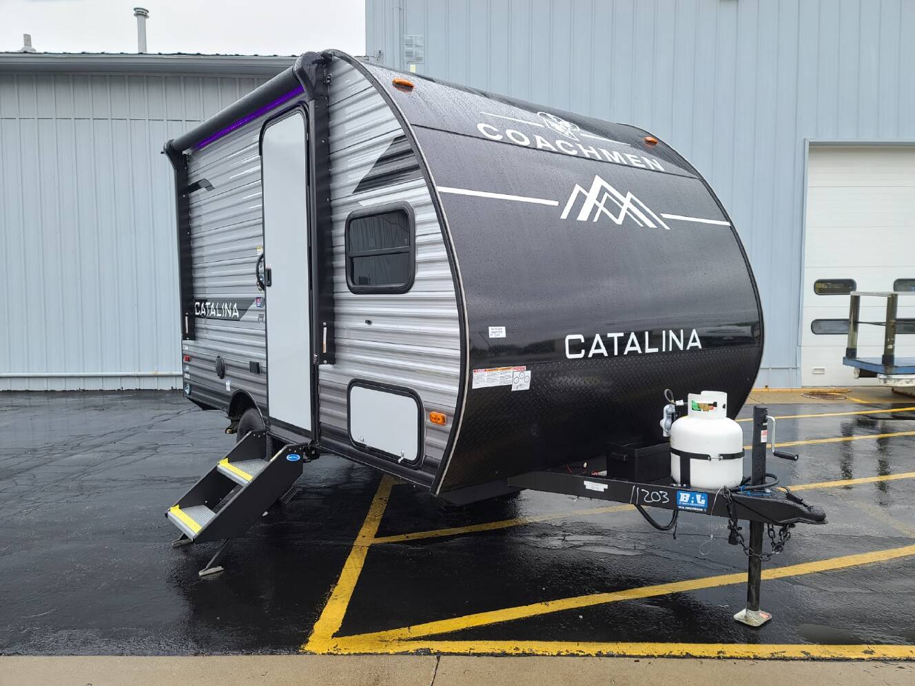 A photo of this 2025 Coachmen Catalina 134RKX