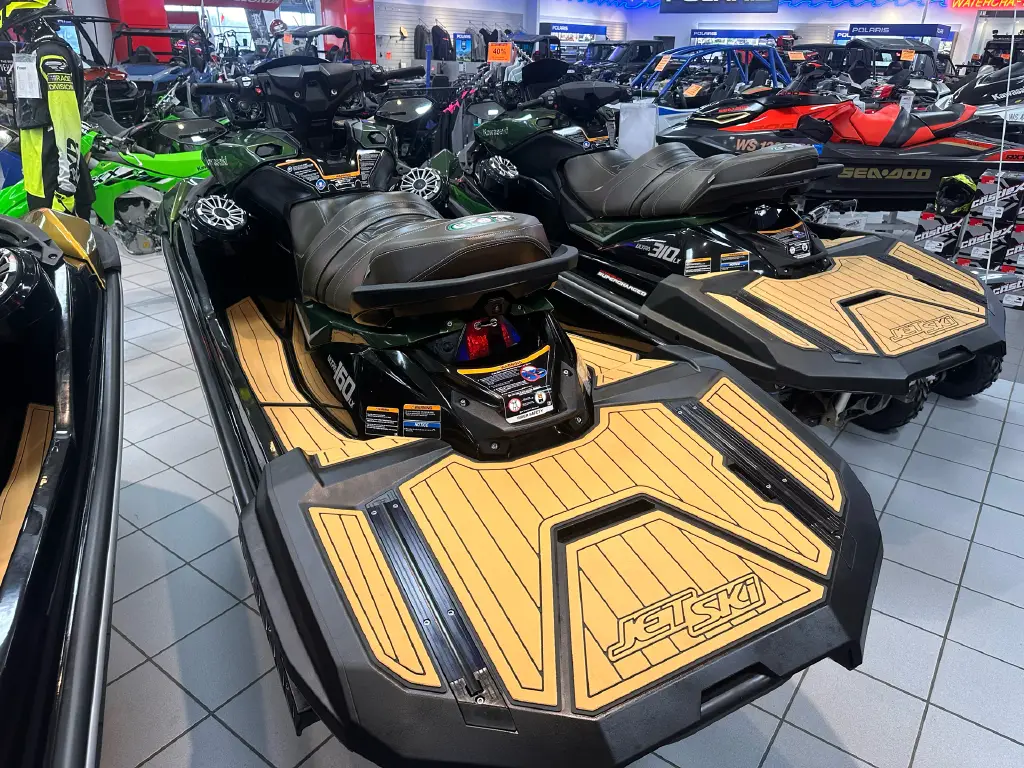 2025 Kawasaki Jet Ski Ultra 160LX