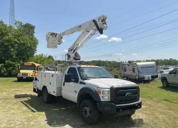 2016 FORD F550 in Miami, FL