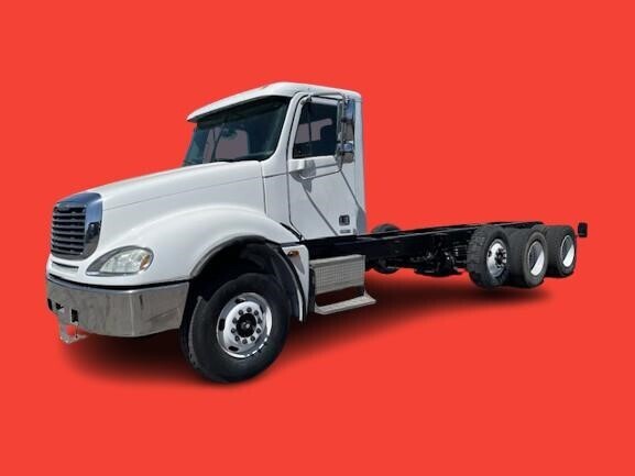 2005 FREIGHTLINER COLUMBIA in Phoenix, AZ