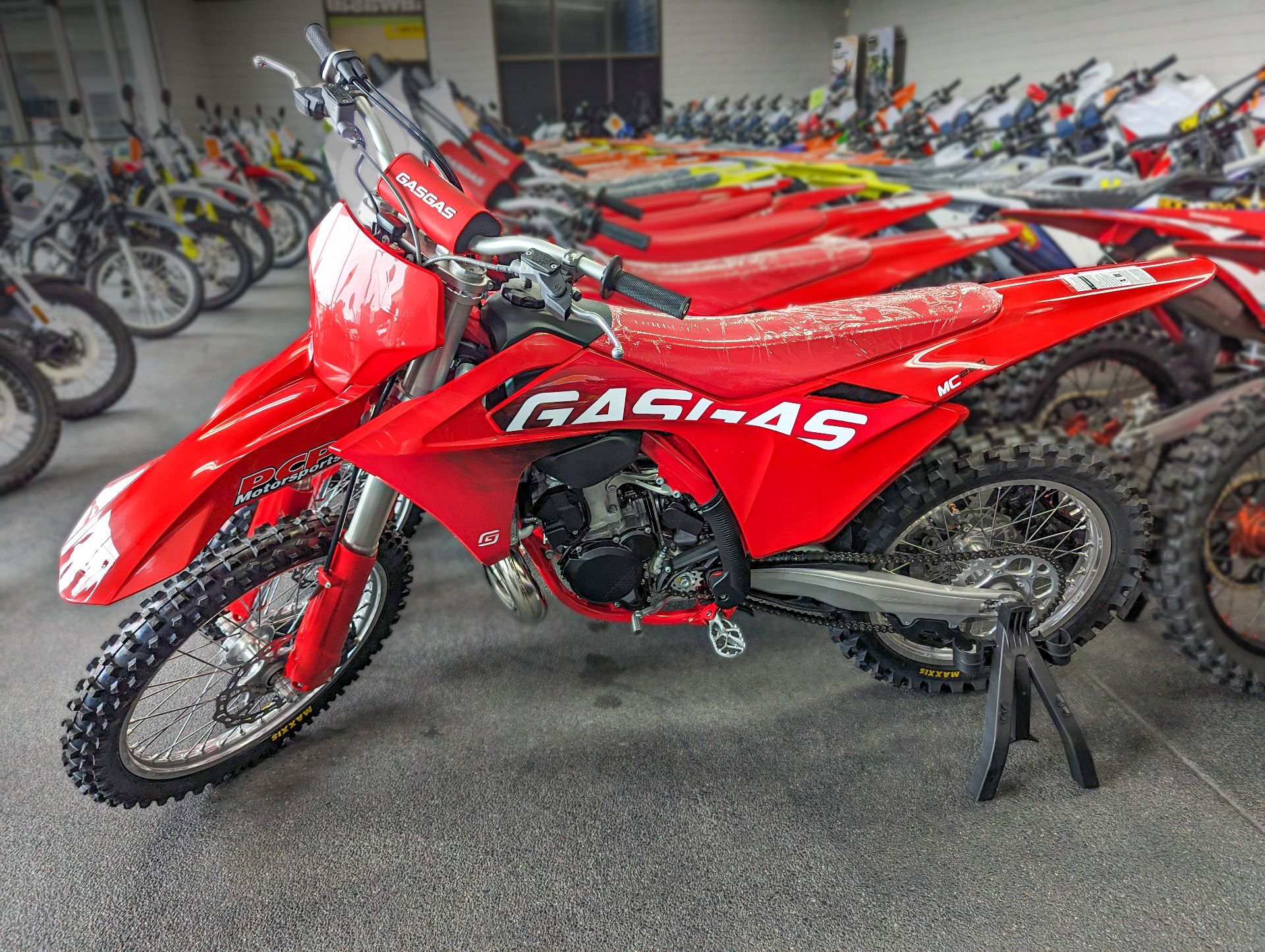 . Red Standard Motorcycles For Sale Near Waynesboro, VA