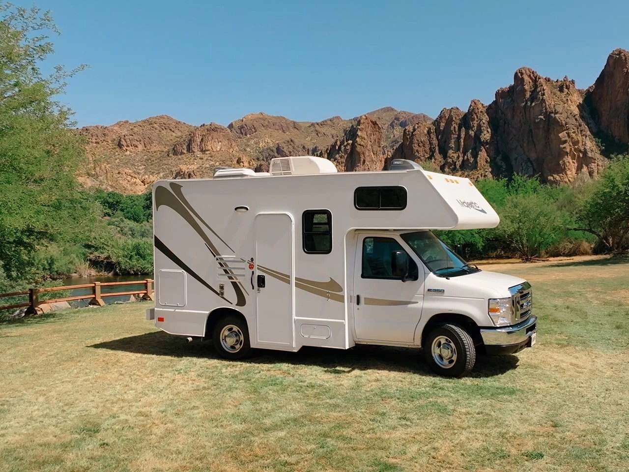 2022 Thor Motor Coach 19G in kissimmee FL