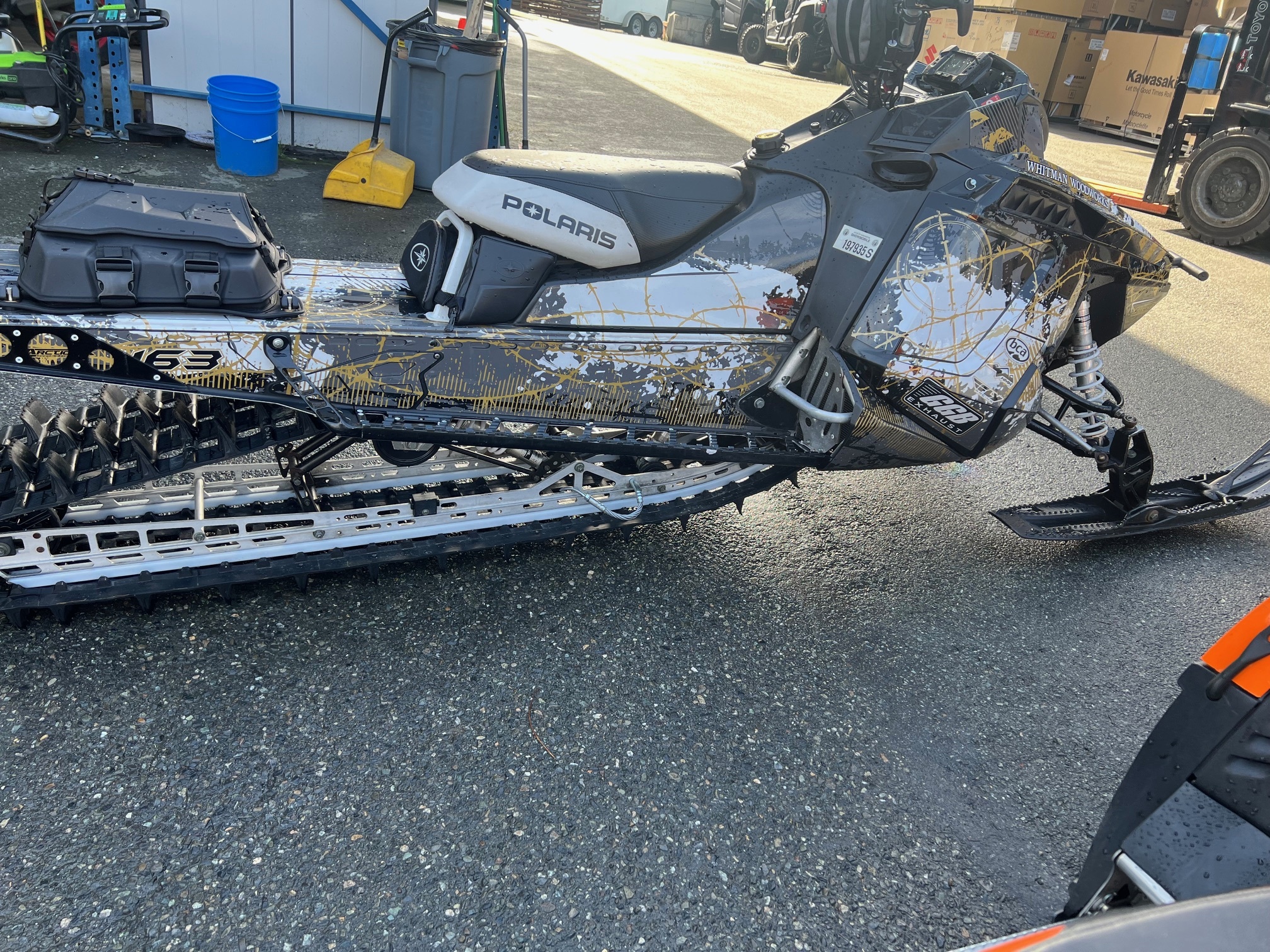 ポラリス 11 RMK800 163 PRO-RIDE ベリーパン 右