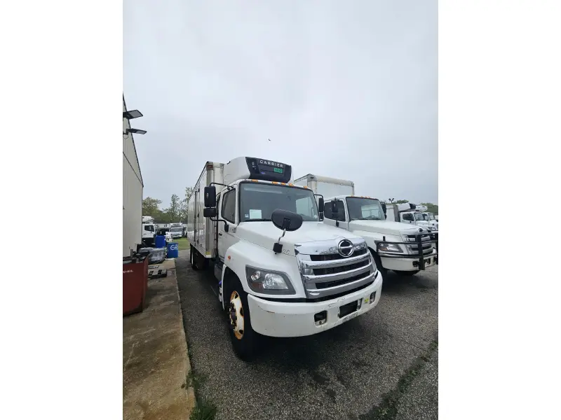 2016 HINO 338