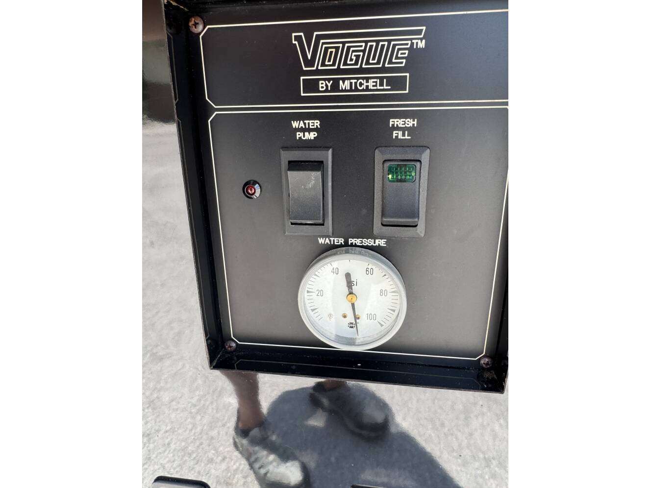 A photo of this 1999 Prevost VOGUE XL