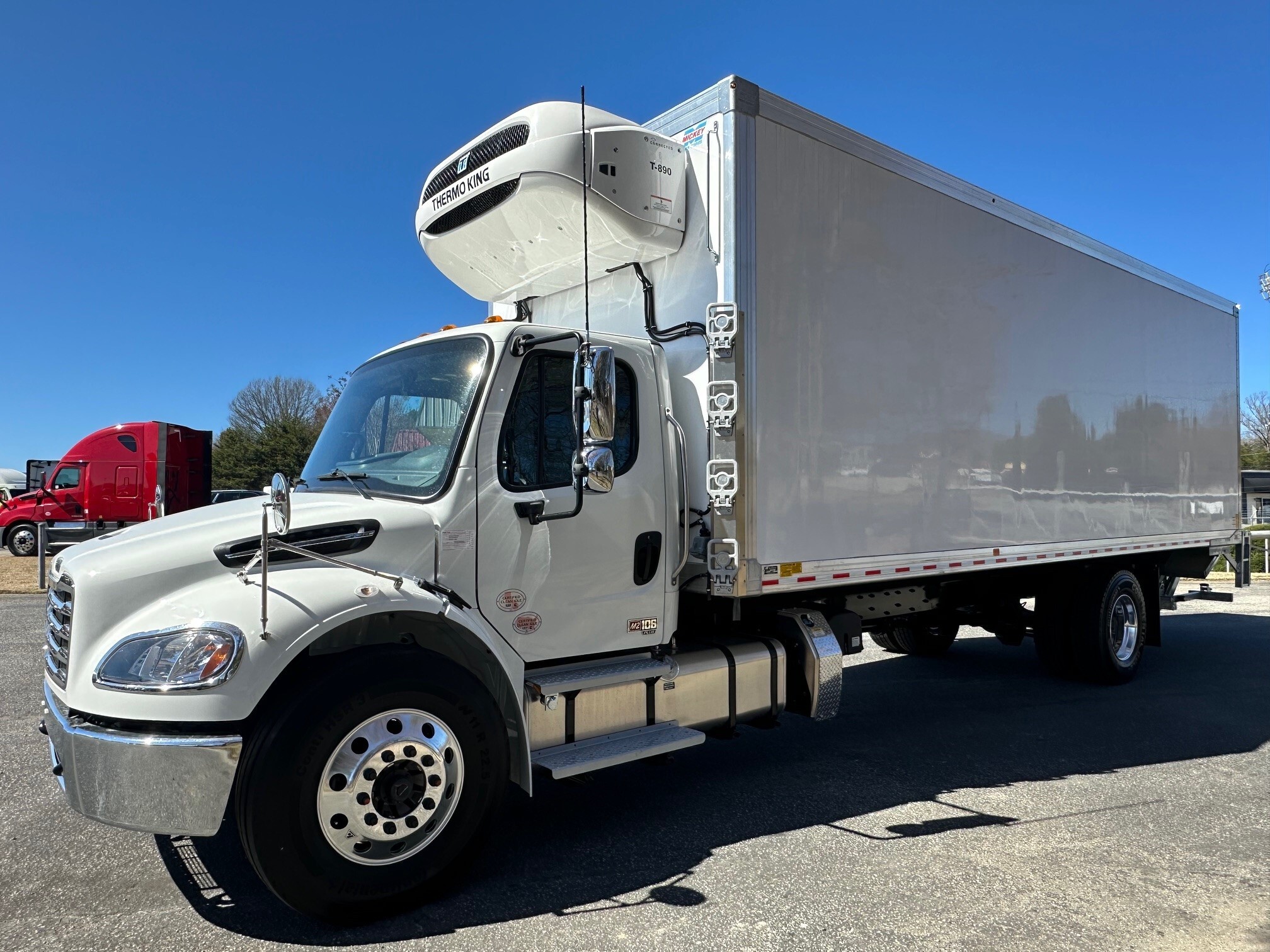2026 FREIGHTLINER 26' REFRIGERATED TRUCK (NON-CDL) in Greensboro, NC