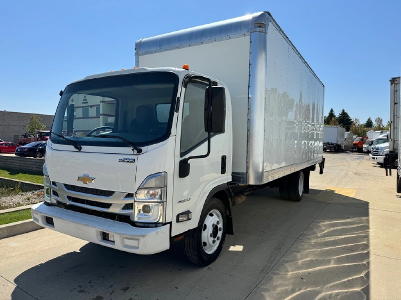 2023 CHEVROLET NPR-HD