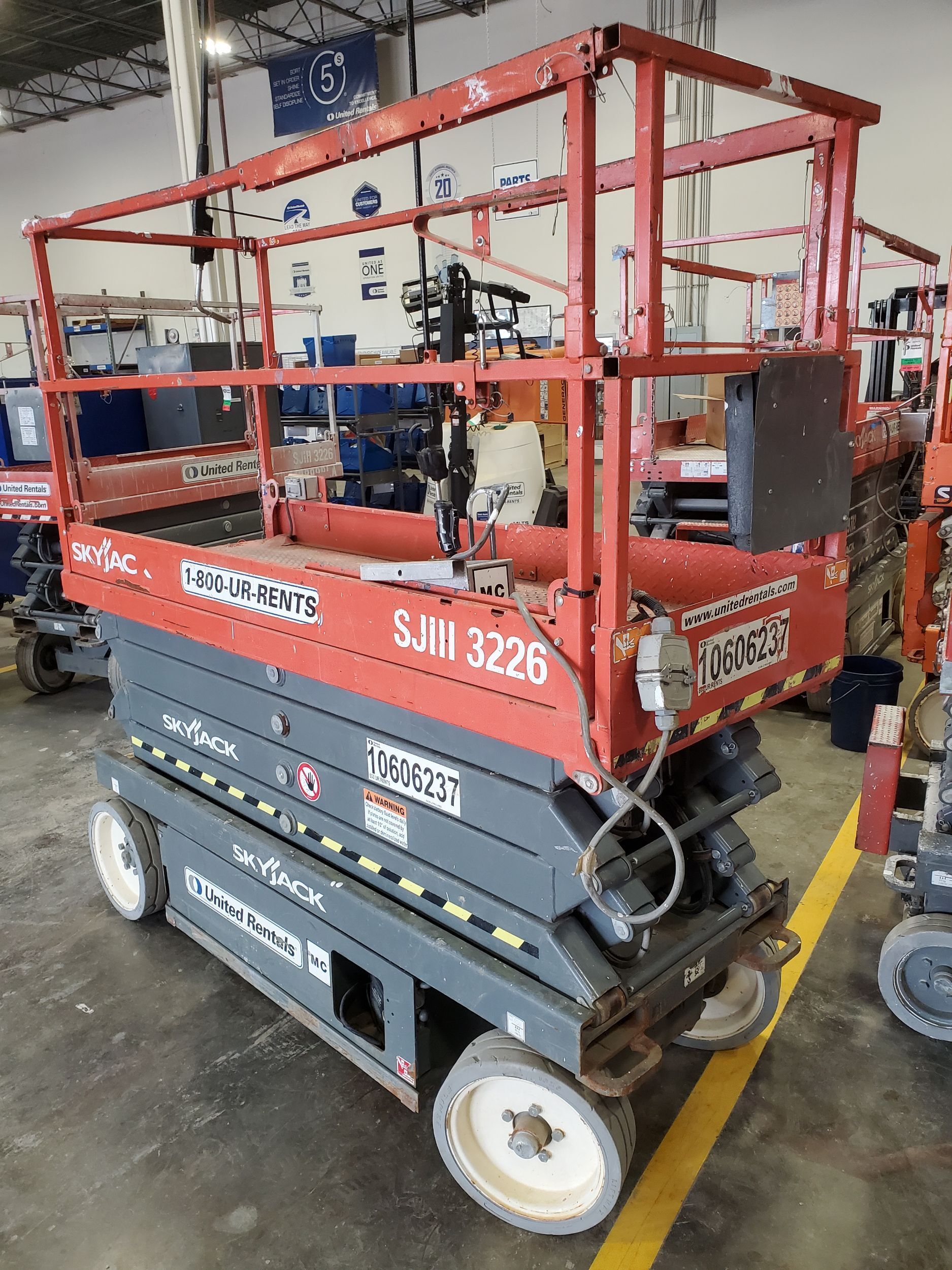 2017 SKYJACK SJIII3226 Scissor Lift in Charlottesville, VA