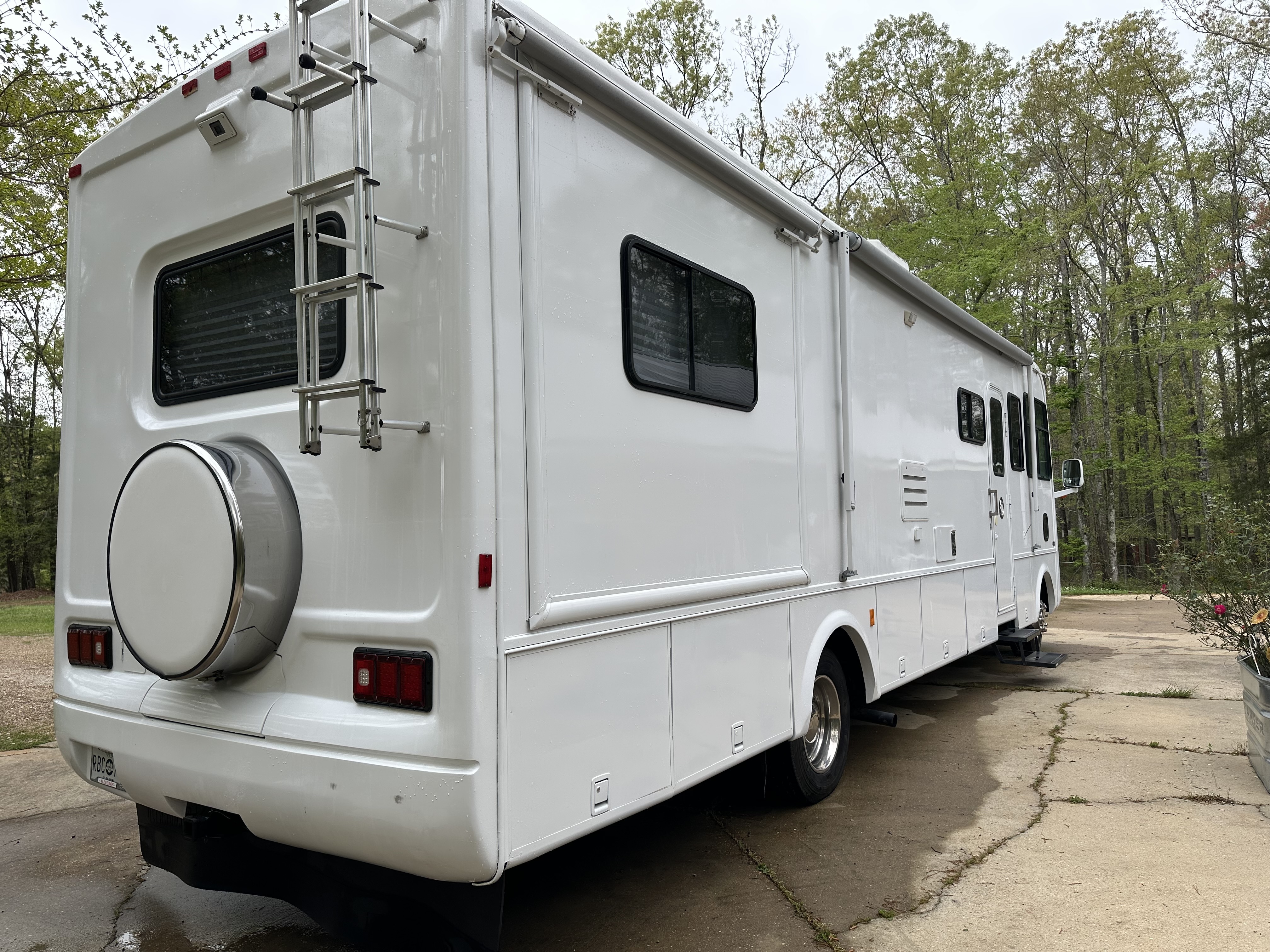 2005 Tiffin Motorhomes ALLEGRO OPEN ROAD 32SA RV