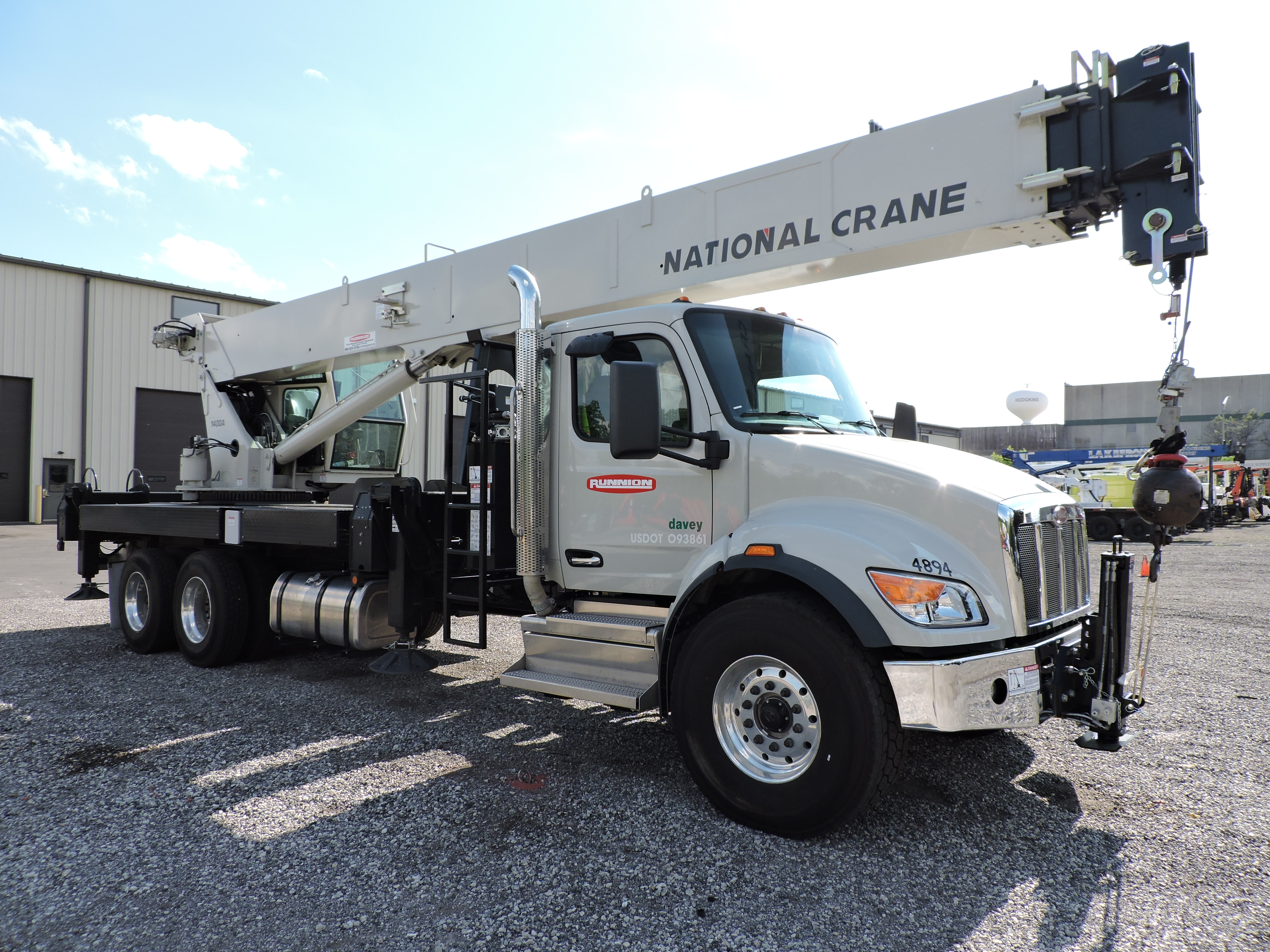 2023 NATIONAL CRANE 14127A in Hodgkins, IL