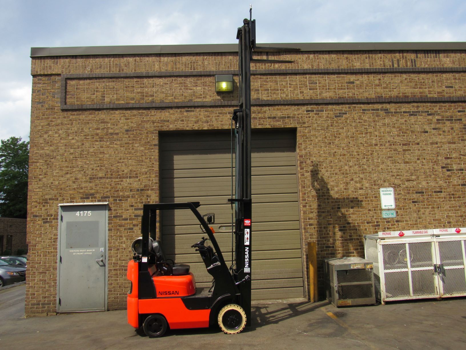 2007 NISSAN MCP1F1A15LV in North Chicago, IL