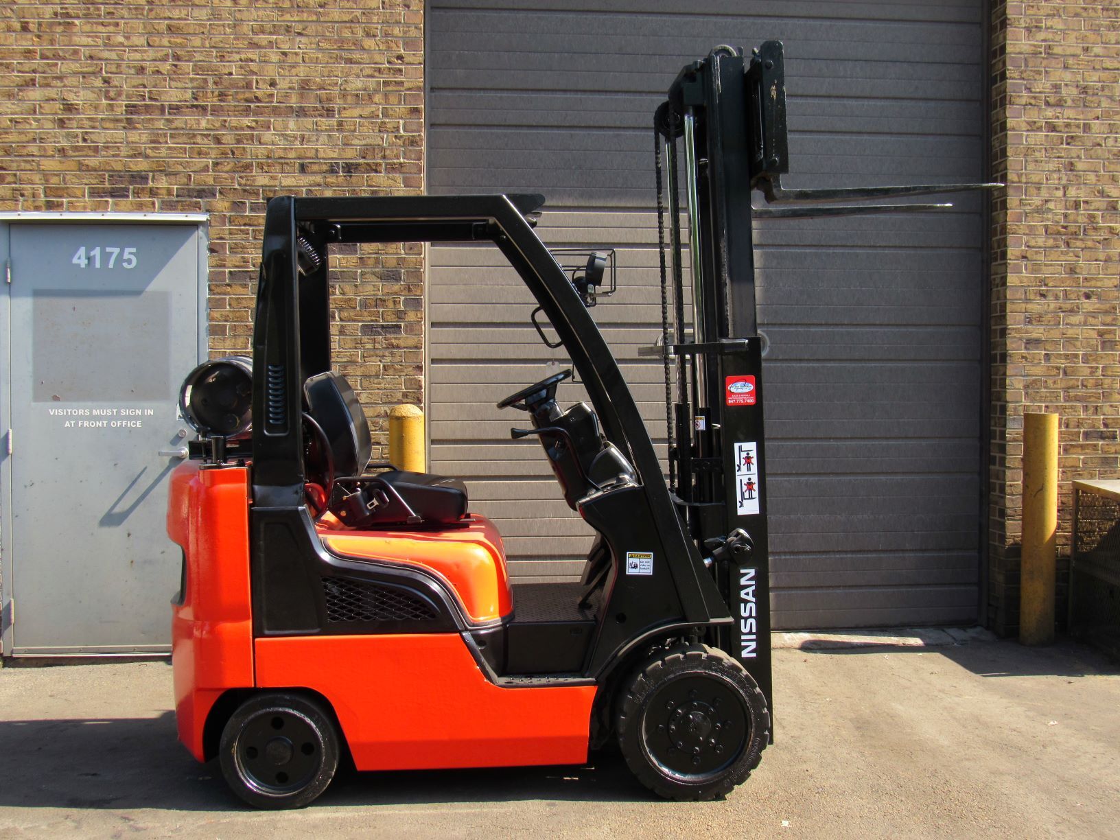 2010 NISSAN CPJ02A20PV in North Chicago, IL