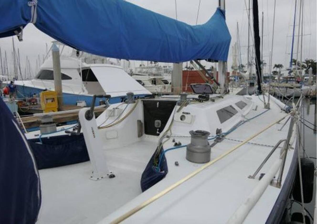 A photo of this 1993 Green Marine, U.K. Dubois 50